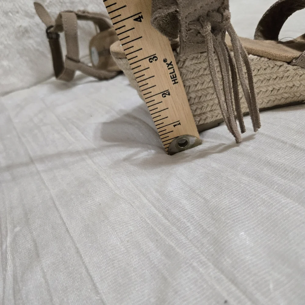 Women's Tan Sandals By Minitonka Size 8 Worn Once.